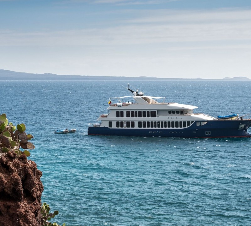 Galapagos Islands yacht charters. The Complete 2024 & 2025 Guide by